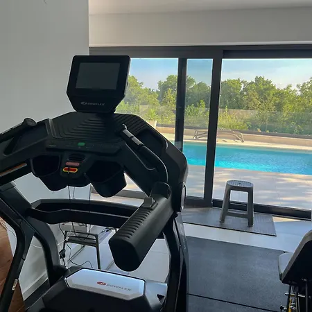Apartmán The Modern In The Nature With A Pool & Gym *