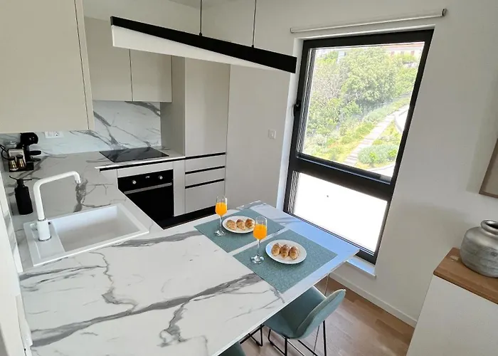 The Modern In The Nature With A Pool & Gym Kostrena